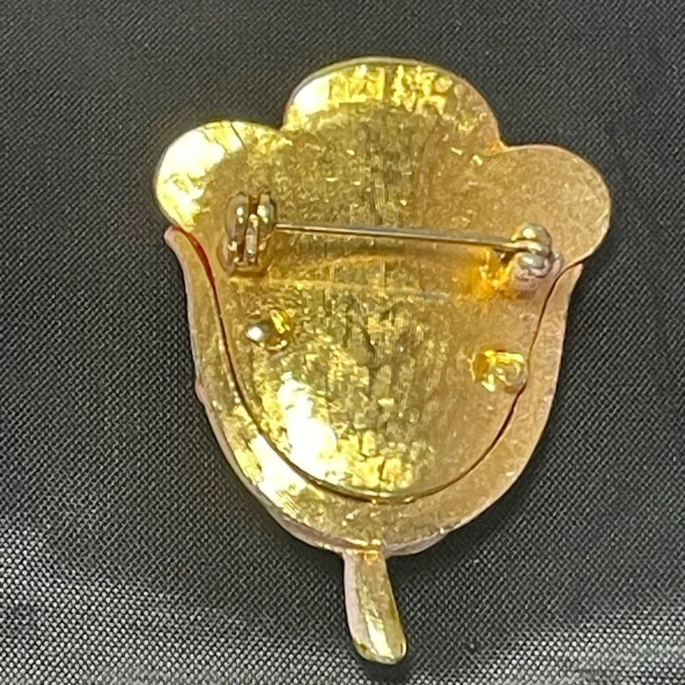 Vintage enamel tulip pouch pin.